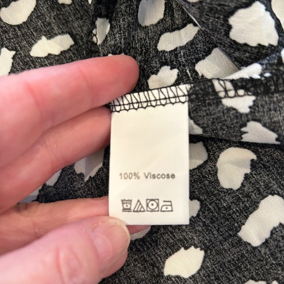 Womens Black White Dot Floral‎ Embroidered V Neck Dress Size L Boho Casual Flowy - Picture 6 of 8